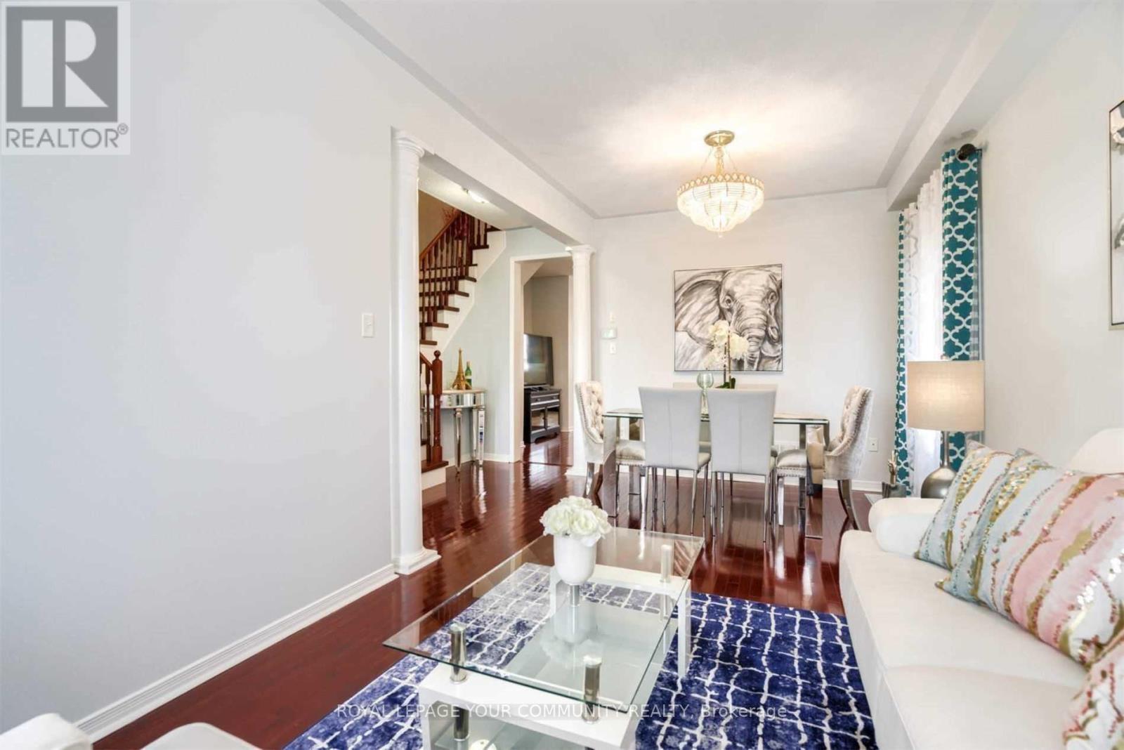 












39 YALE LANE

,
Markham,




Ontario
L6B1G8

