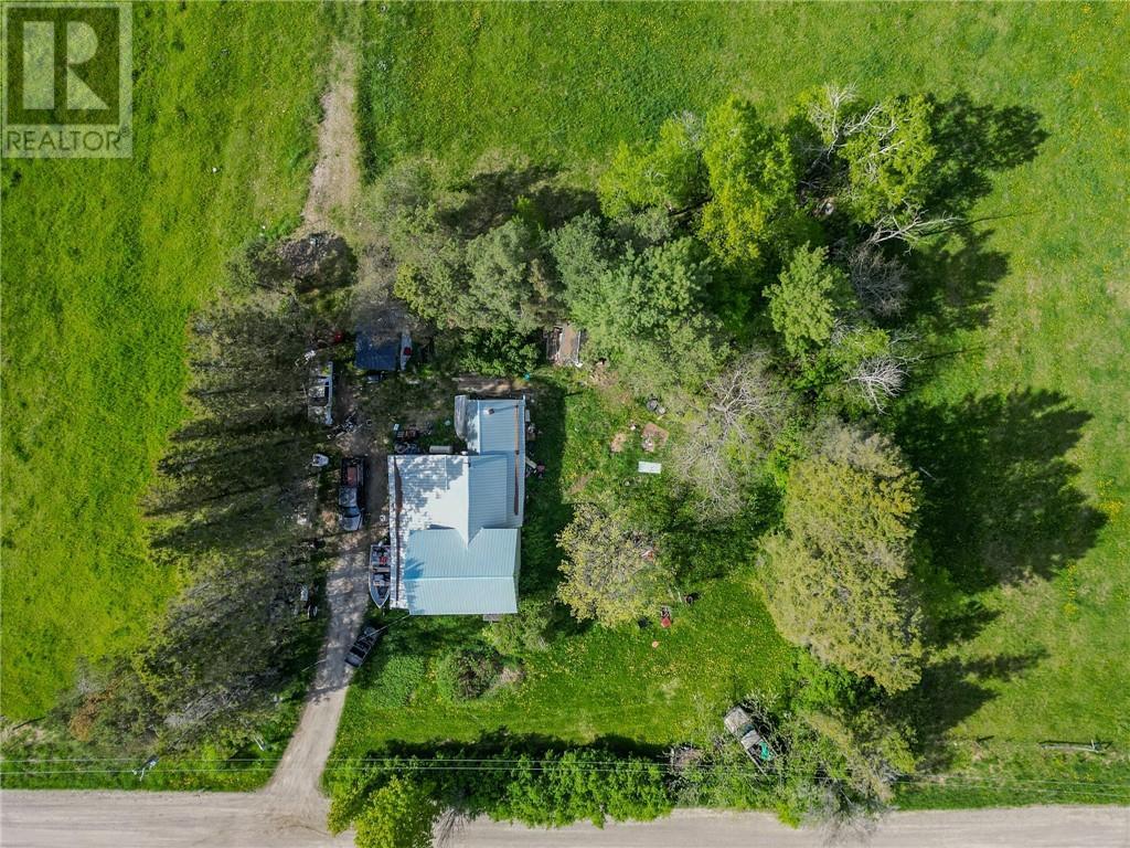 












15 Lees Road

,
Walford,




Ontario
P0P2P0

