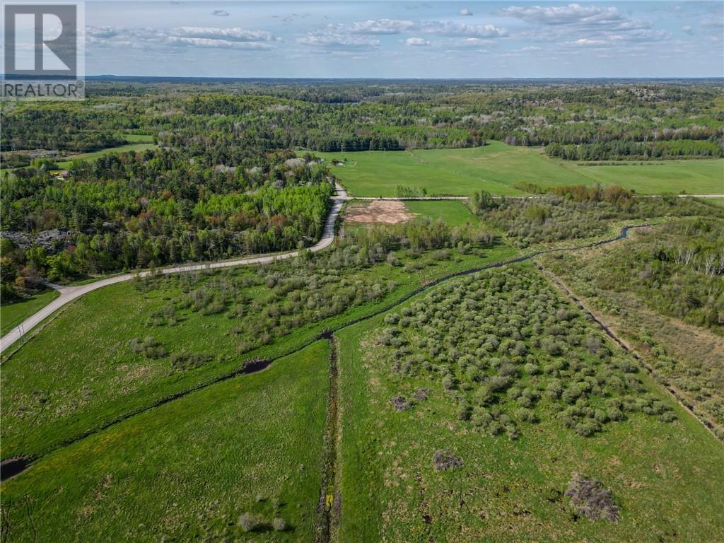 












15 Lees Road

,
Walford,




Ontario
P0P2P0

