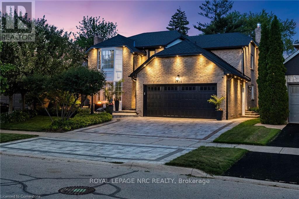 












1254 HAMMOND STREET

,
Burlington,




Ontario
L7S2E6

