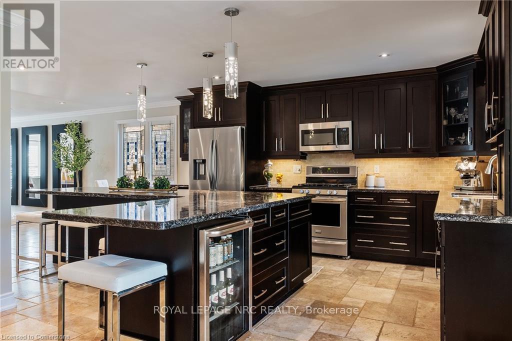 












1254 HAMMOND STREET

,
Burlington,




Ontario
L7S2E6

