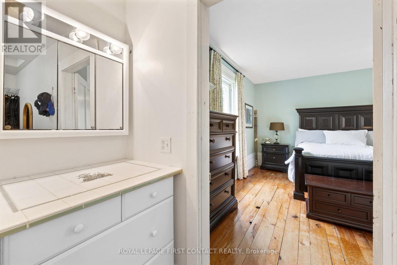 












311 TOLLENDAL MILL ROAD

,
Barrie,




Ontario
L4N7S6

