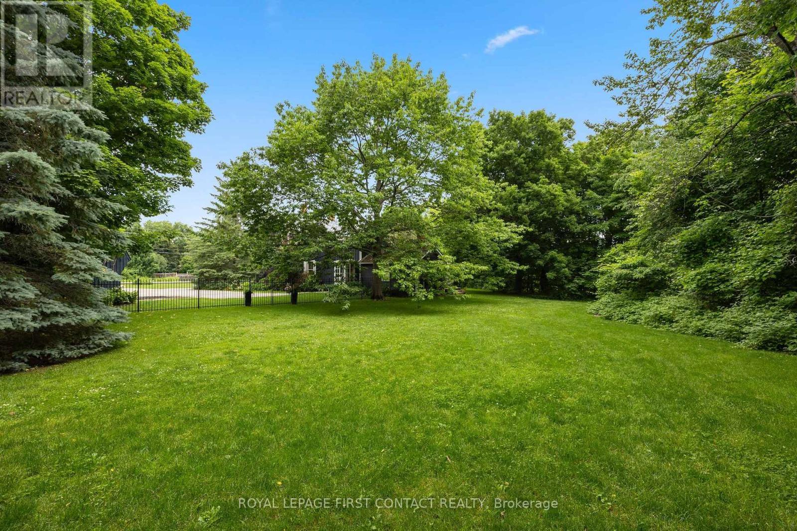 












311 TOLLENDAL MILL ROAD

,
Barrie,




Ontario
L4N7S6

