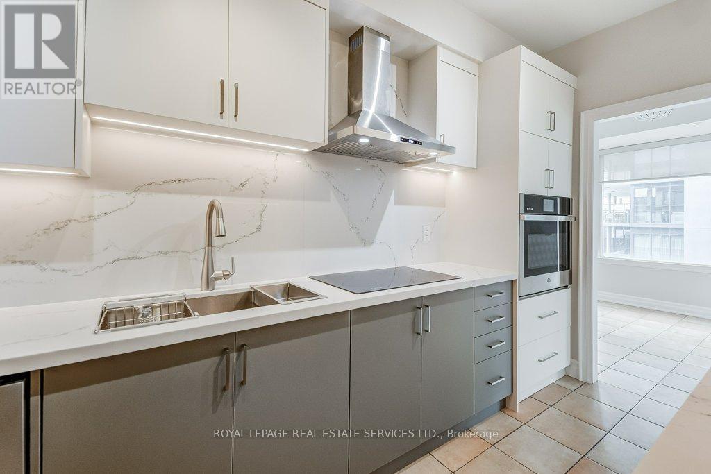












406 - 65 PORT STREET E

,
Mississauga,




Ontario
L5G4V3


