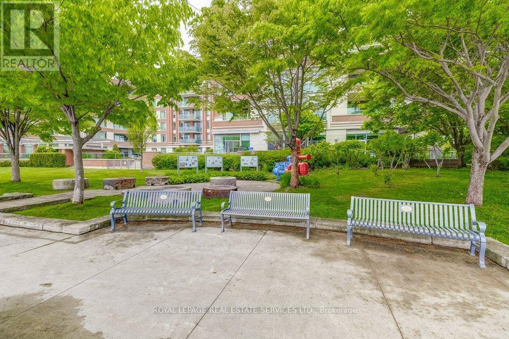 












406 - 65 PORT STREET E

,
Mississauga,




Ontario
L5G4V3

