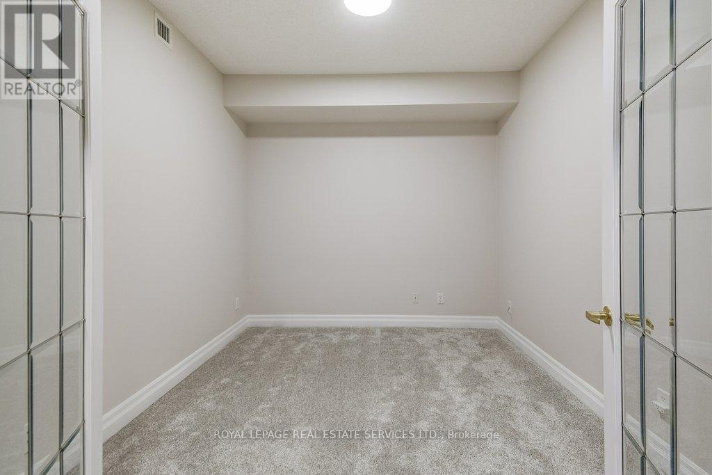 












406 - 65 PORT STREET E

,
Mississauga,




Ontario
L5G4V3

