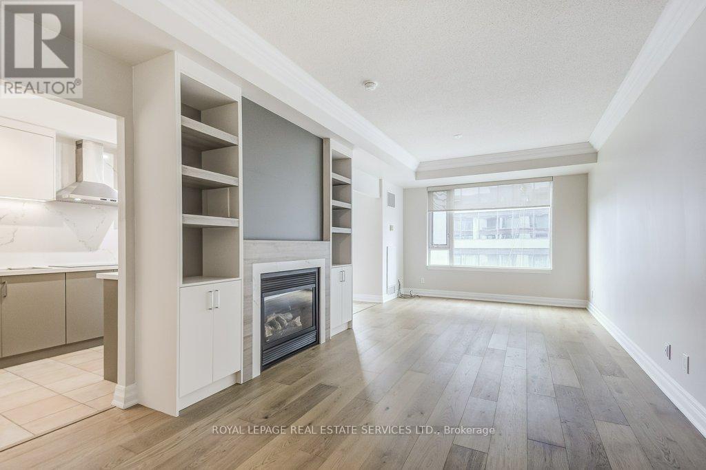 












406 - 65 PORT STREET E

,
Mississauga,




Ontario
L5G4V3

