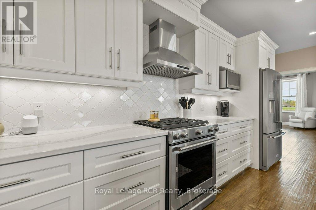












39721 AMBERLEY ROAD

,
North Huron (East Wawanosh),




Ontario
N0G2W0

