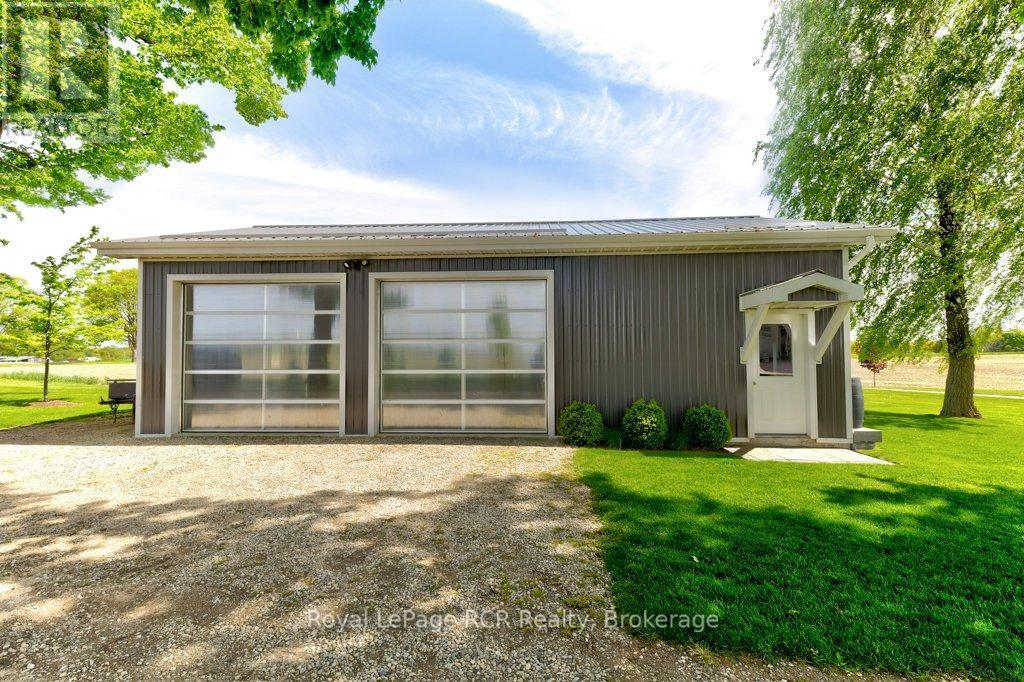 












39721 AMBERLEY ROAD

,
North Huron (East Wawanosh),




Ontario
N0G2W0

