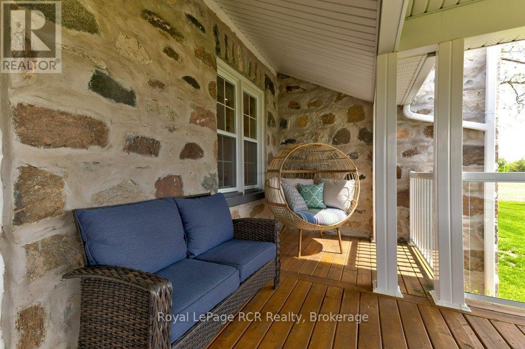 












39721 AMBERLEY ROAD

,
North Huron (East Wawanosh),




Ontario
N0G2W0

