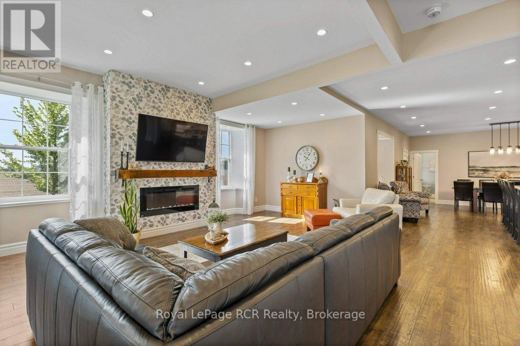 












39721 AMBERLEY ROAD

,
North Huron (East Wawanosh),




Ontario
N0G2W0

