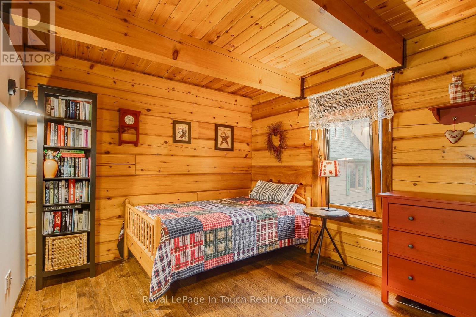 












23 CROWN COURT

,
Tiny,




Ontario
L9M0J1

