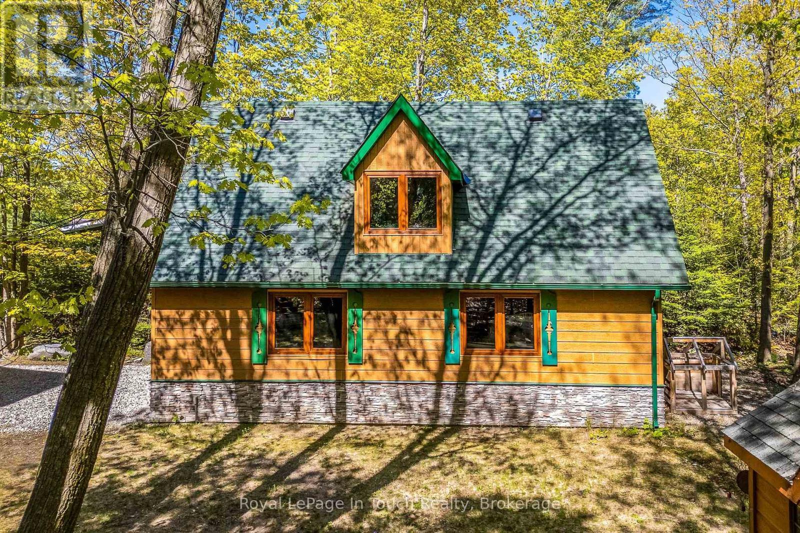 












23 CROWN COURT

,
Tiny,




Ontario
L9M0J1

