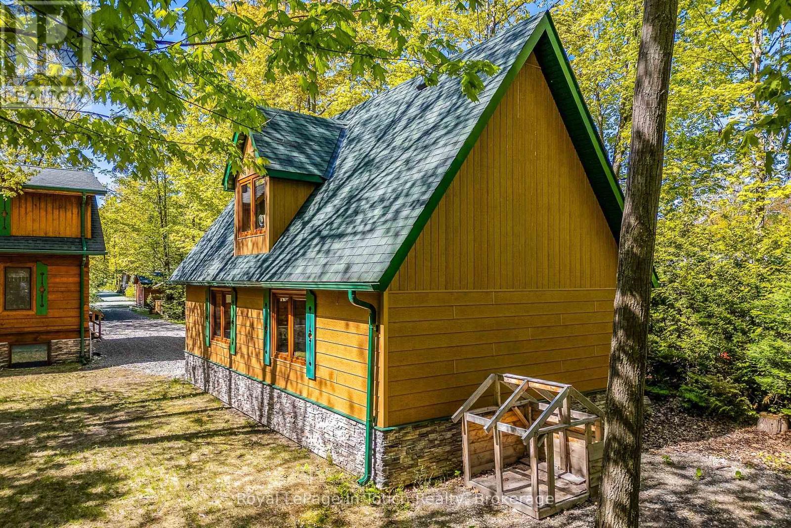 












23 CROWN COURT

,
Tiny,




Ontario
L9M0J1


