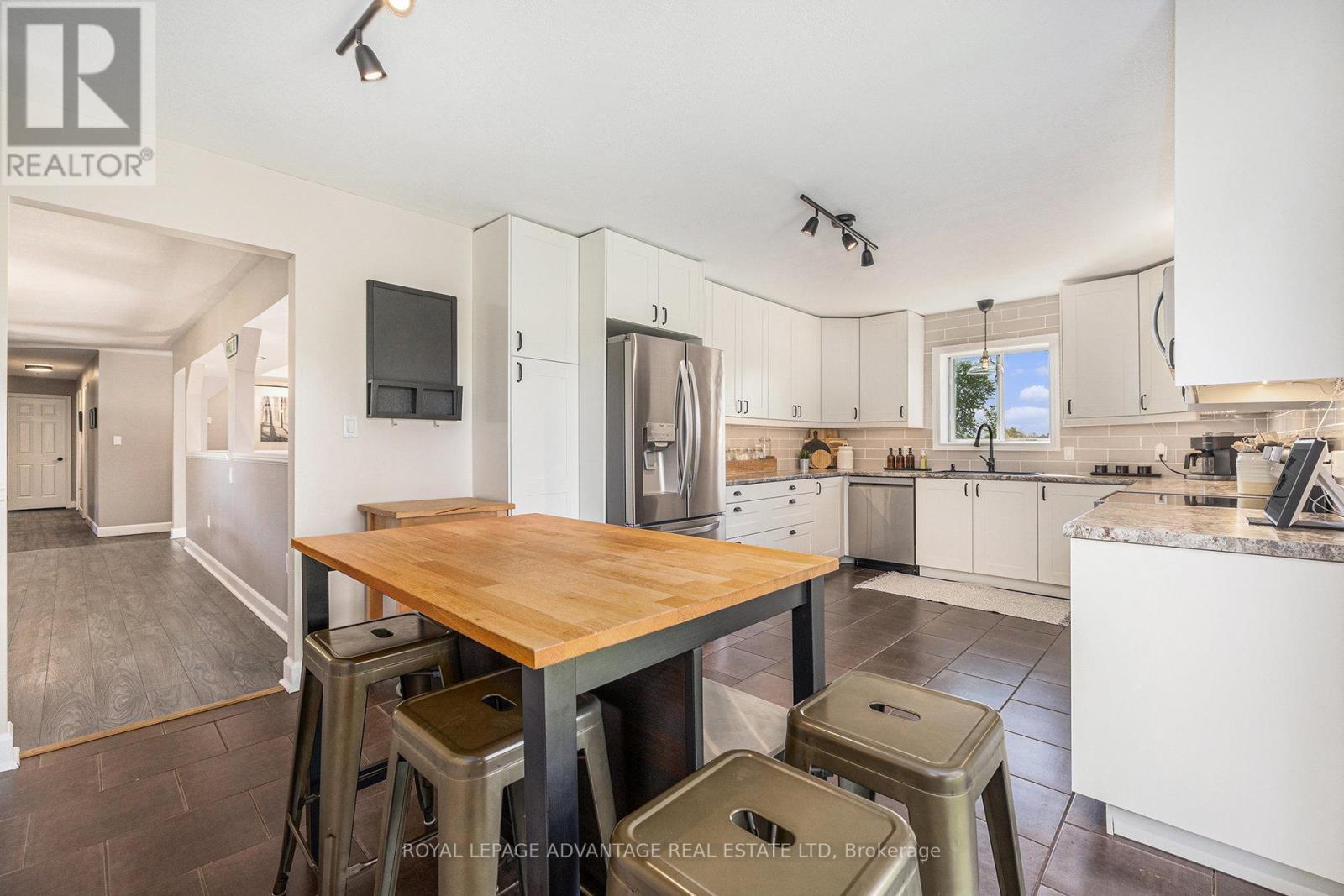 












1861 MATHESON DRIVE

,
Montague,




Ontario
K7A5B8

