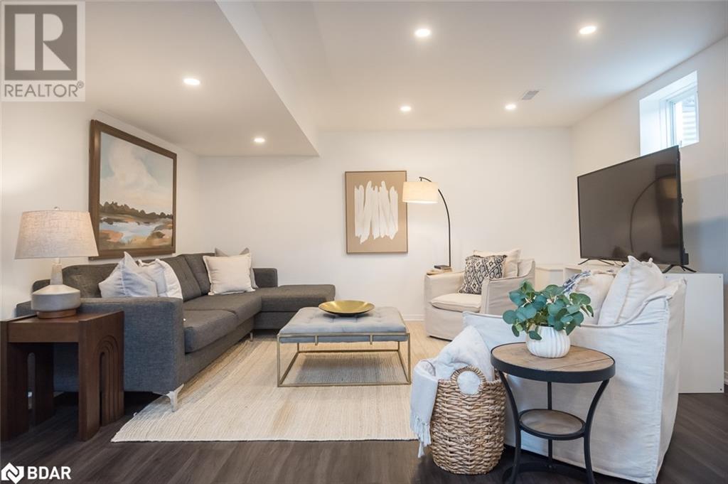 












1065 NADALIN Heights

,
Milton,




Ontario
L9T8H4

