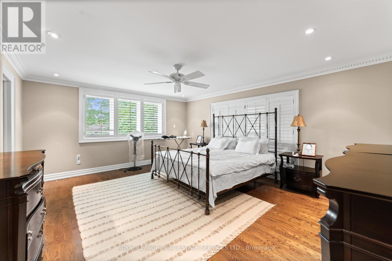 












11 RIPPLEWOOD ROAD

,
Toronto,




Ontario
M9A3H8

