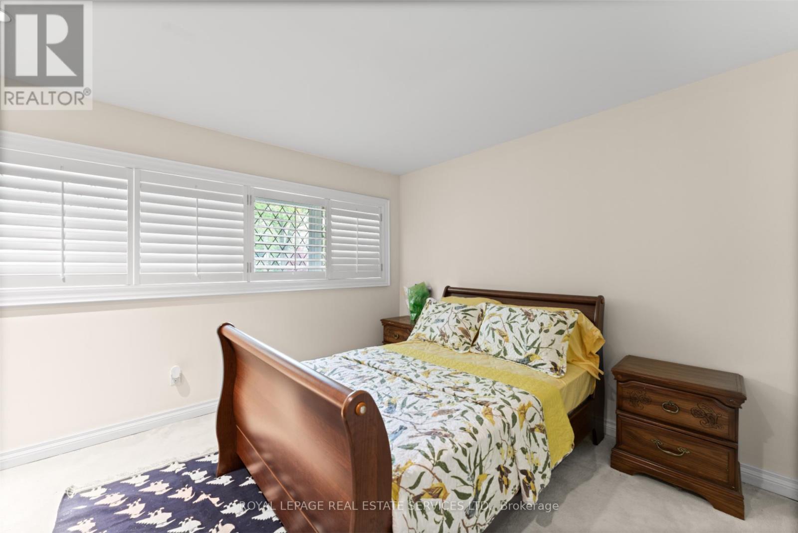 












11 RIPPLEWOOD ROAD

,
Toronto,




Ontario
M9A3H8

