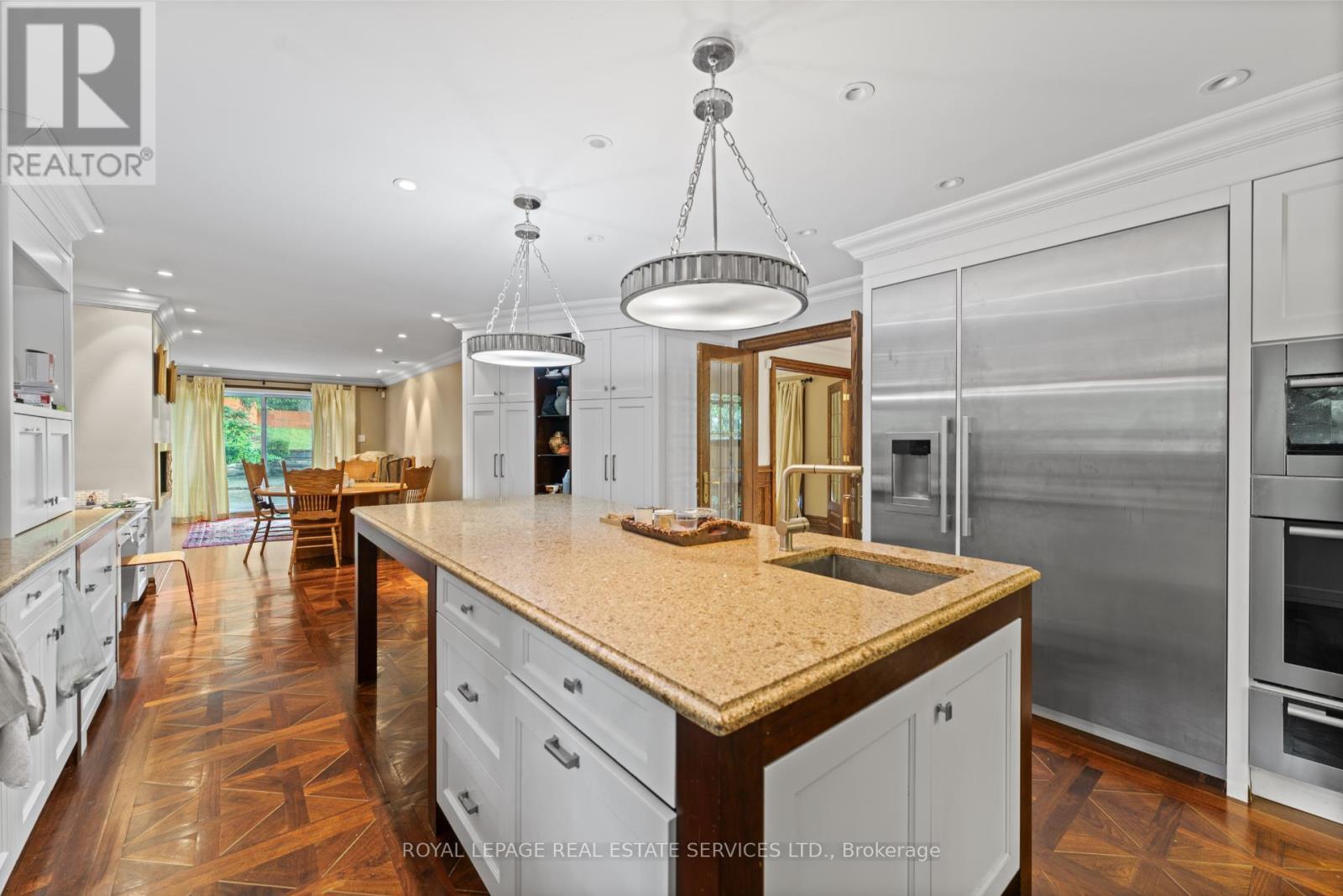 












11 RIPPLEWOOD ROAD

,
Toronto,




Ontario
M9A3H8

