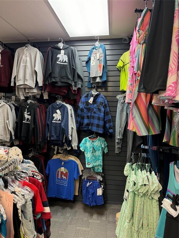 












125 TAWAPIT Drive

,
Clear Lake,




Manitoba
R0J2H0

