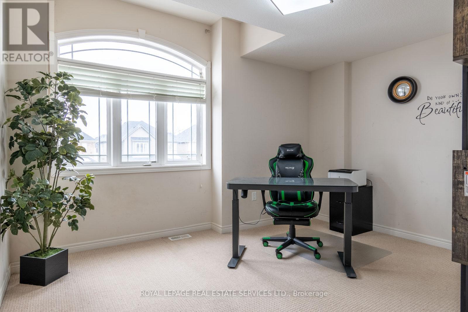 












75 CHAMOMILE DRIVE

,
Hamilton,




Ontario
L8W0C1

