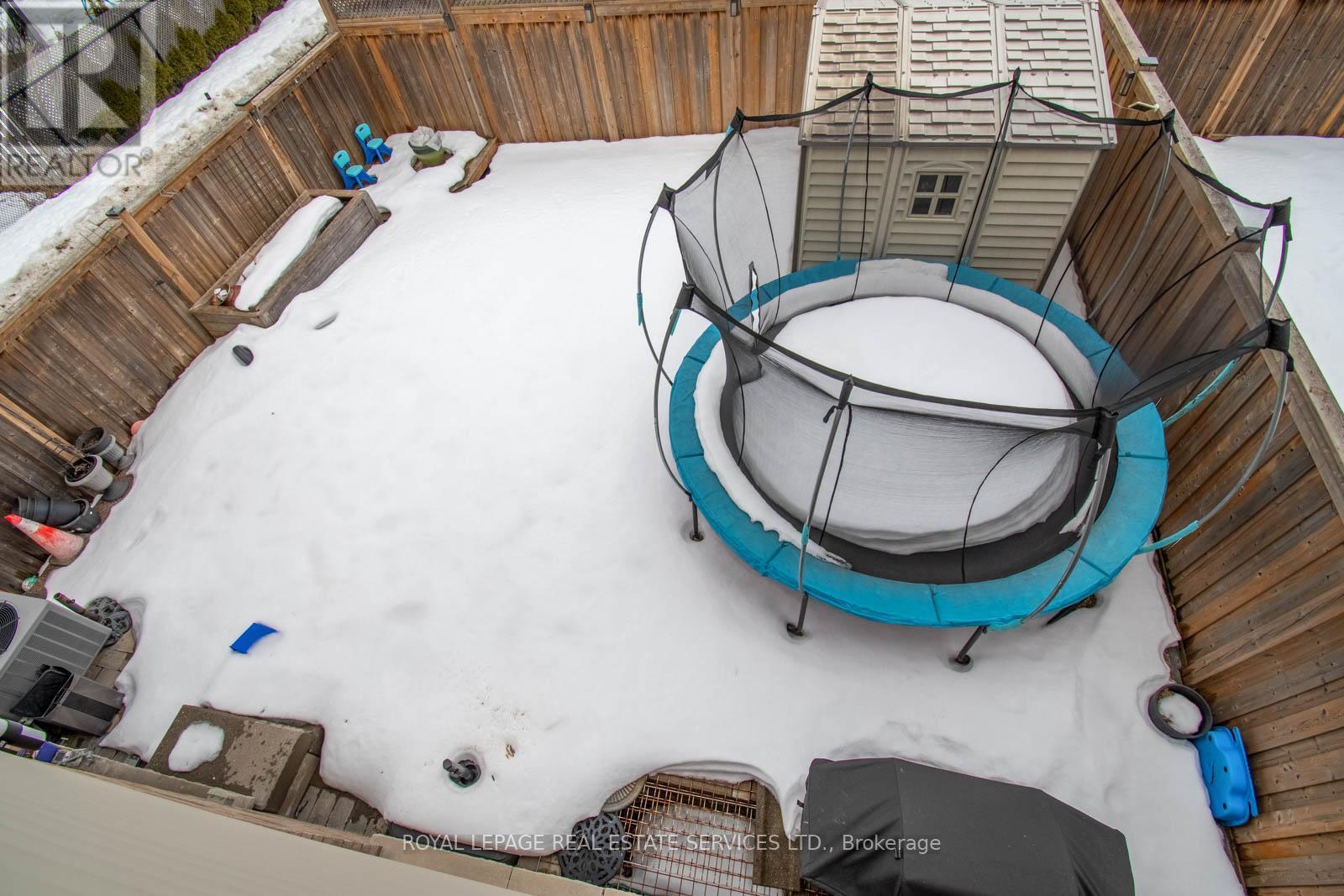 












75 CHAMOMILE DRIVE

,
Hamilton,




Ontario
L8W0C1

