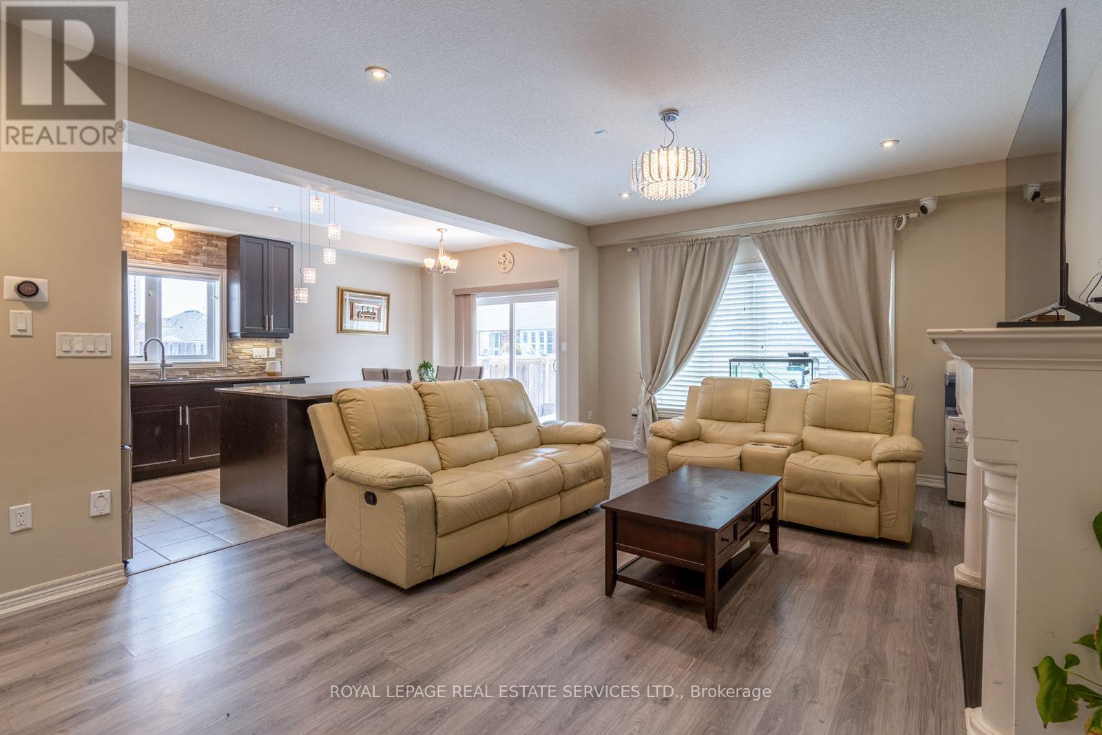 












75 CHAMOMILE DRIVE

,
Hamilton,




Ontario
L8W0C1

