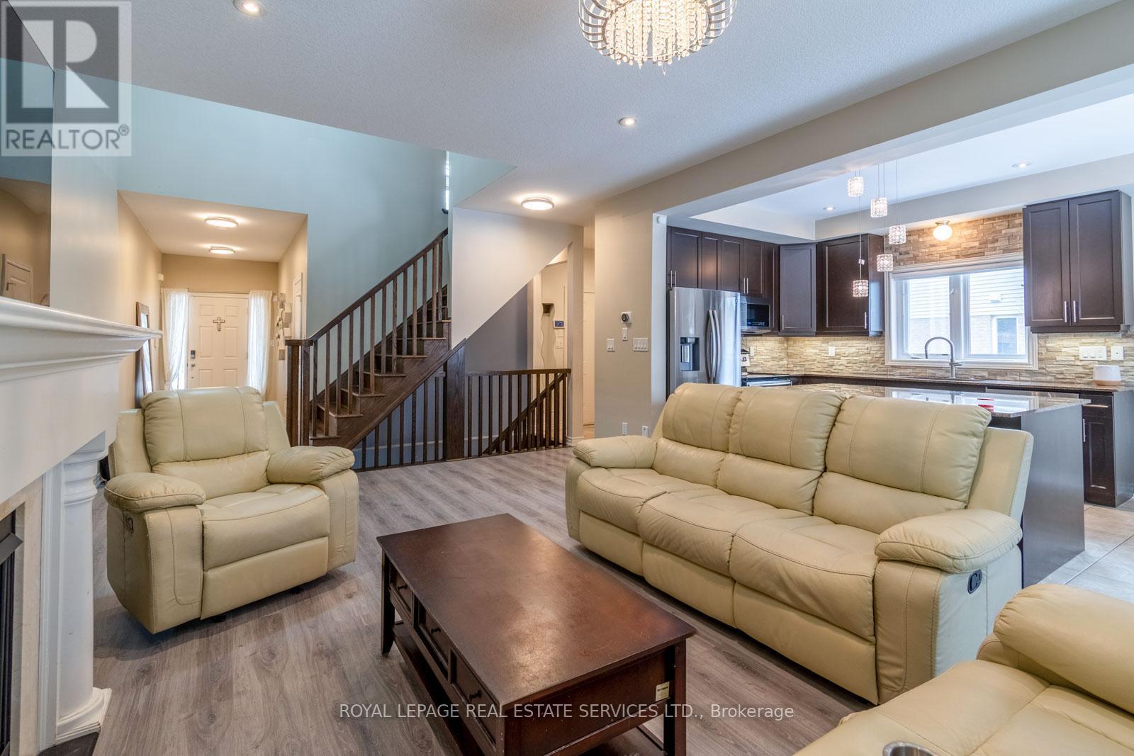 












75 CHAMOMILE DRIVE

,
Hamilton,




Ontario
L8W0C1

