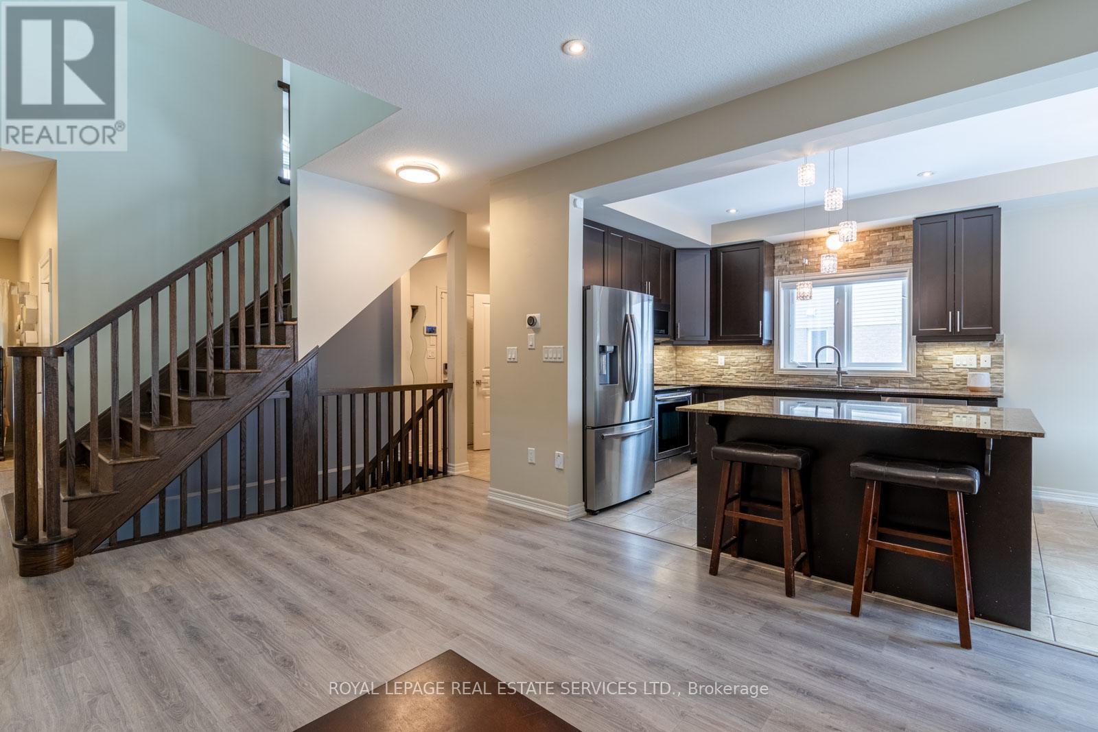 












75 CHAMOMILE DRIVE

,
Hamilton,




Ontario
L8W0C1

