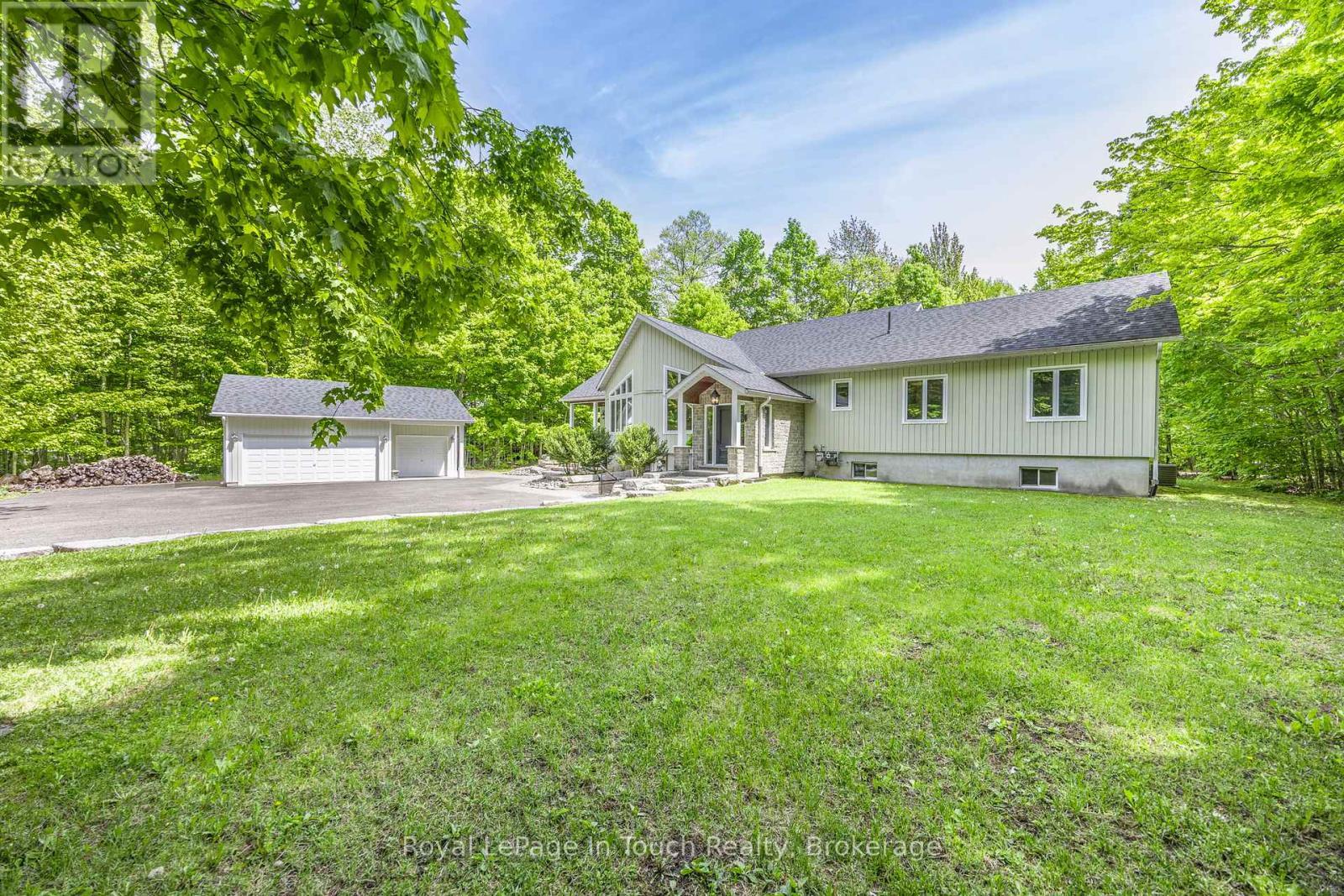












726 PENNORTH DRIVE

,
Tiny,




Ontario
L0L2J0

