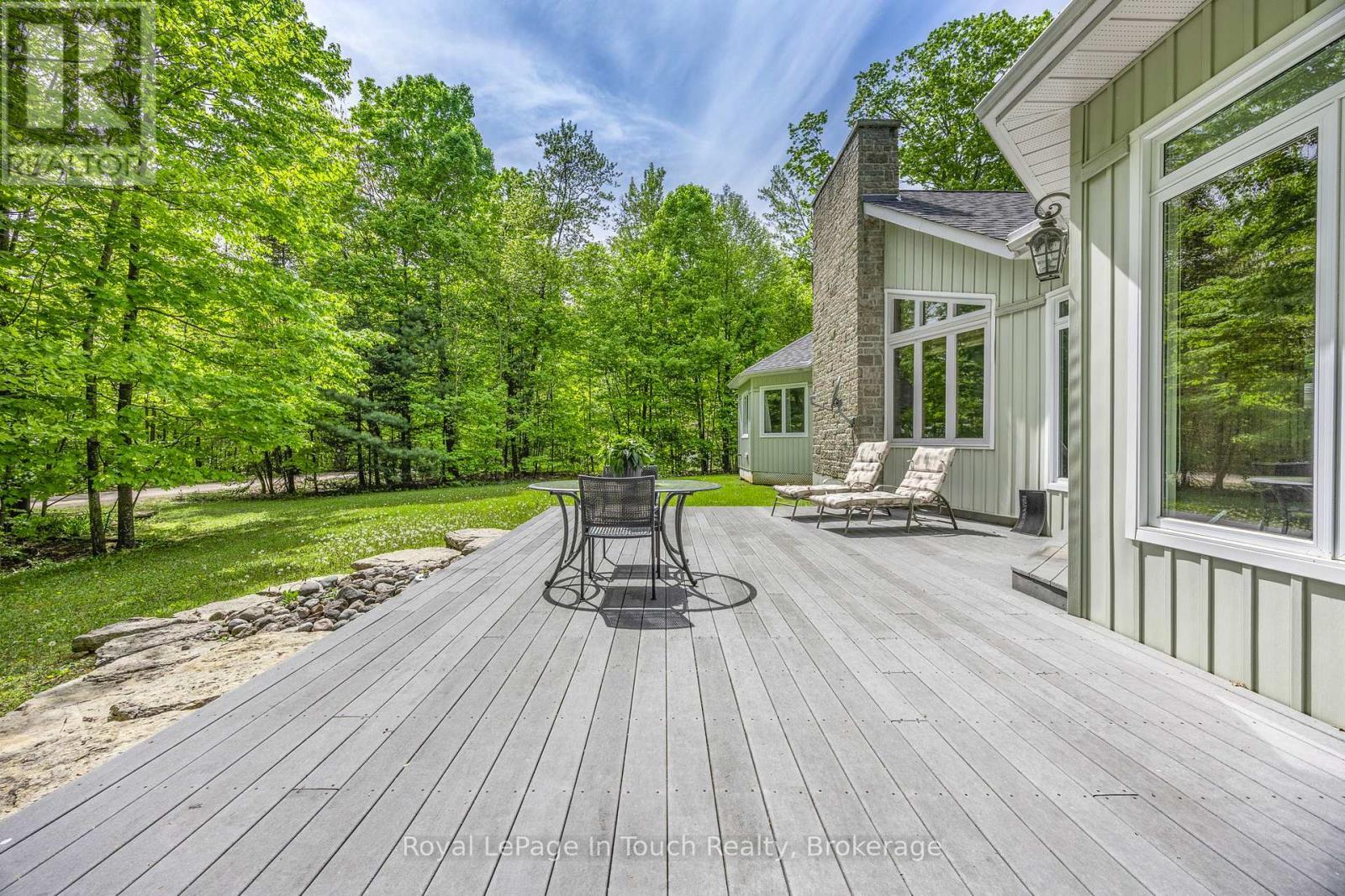 












726 PENNORTH DRIVE

,
Tiny,




Ontario
L0L2J0

