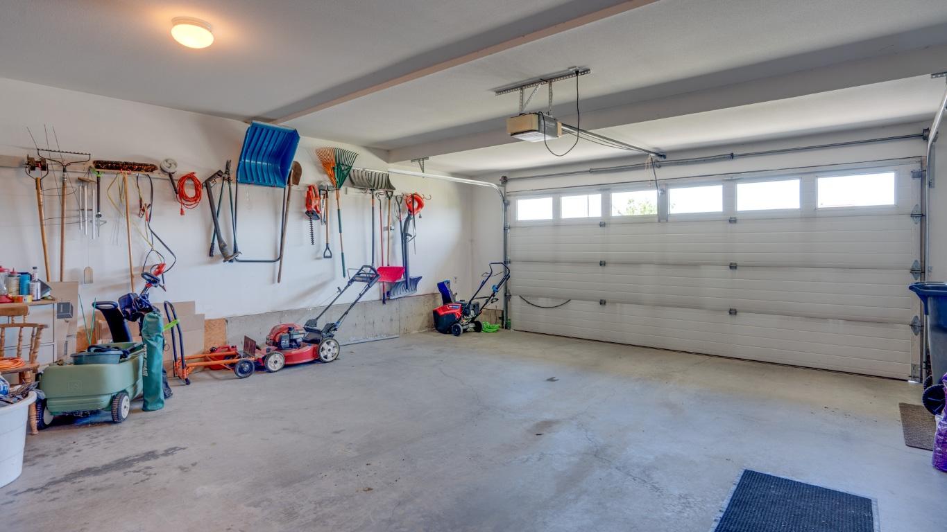 









667


Mt. York

Drive,
Coldstream,




BC
V1B 3X2

