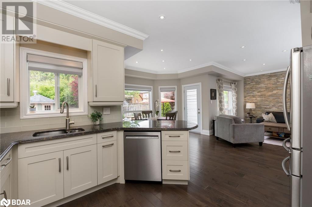 












211 EATON Street

,
Georgetown,




Ontario
L7G5Y2

