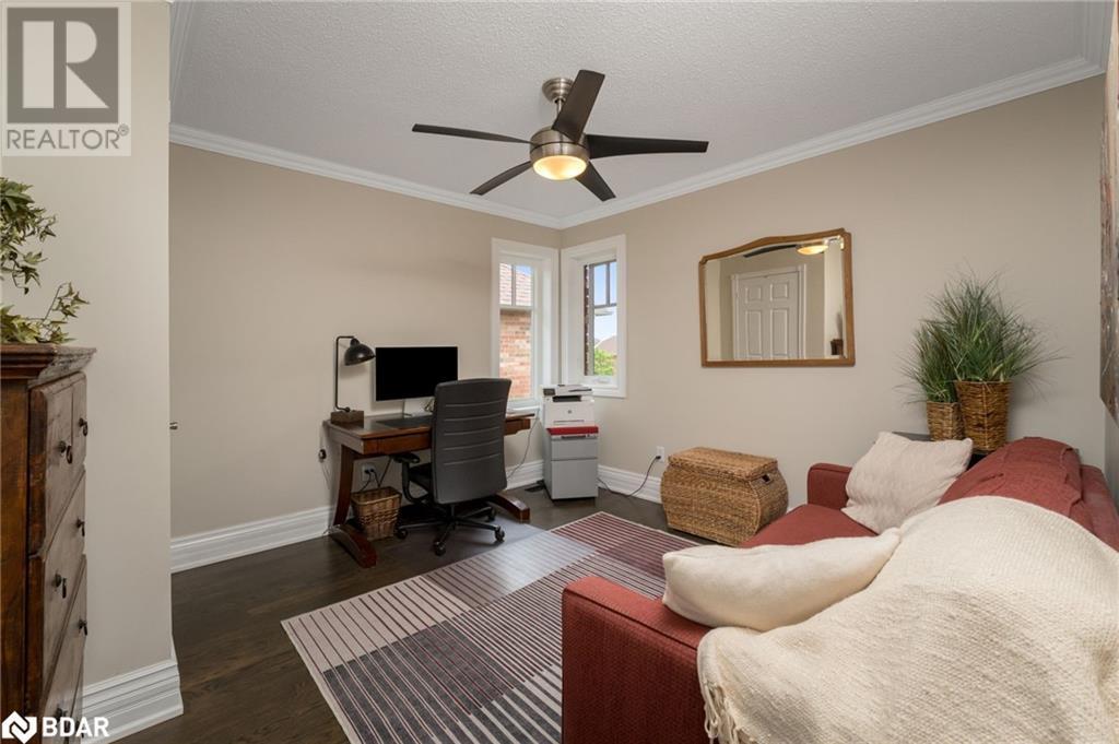 












211 EATON Street

,
Georgetown,




Ontario
L7G5Y2

