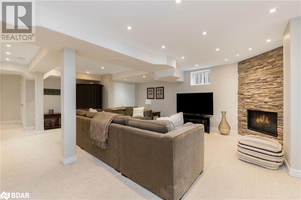 












211 EATON Street

,
Georgetown,




Ontario
L7G5Y2

