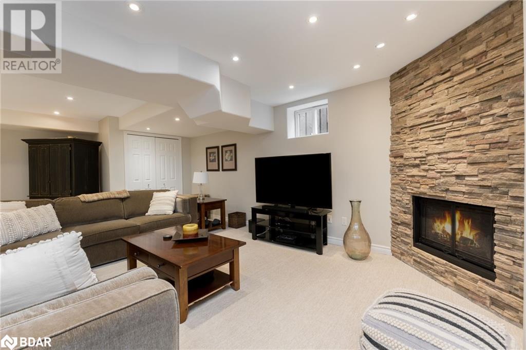 












211 EATON Street

,
Georgetown,




Ontario
L7G5Y2


