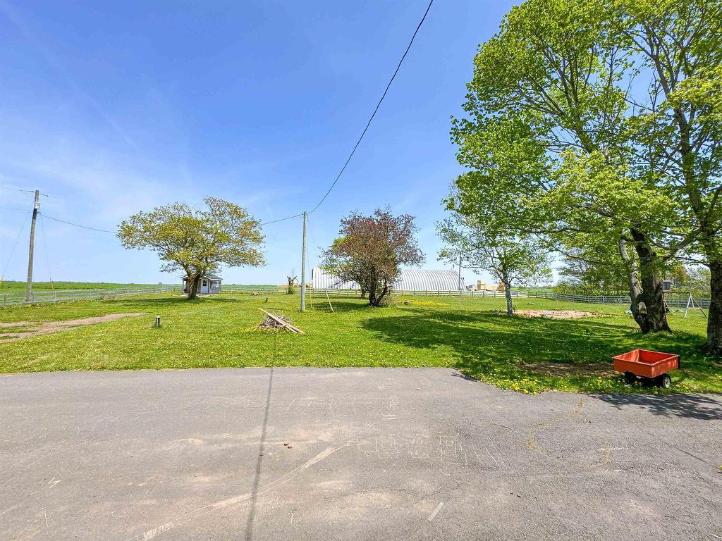 












684 rte 25

,
York,




PE
C0A 1P0

