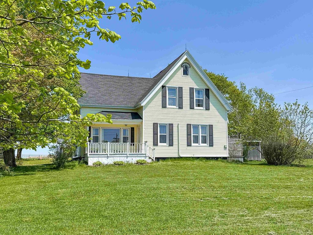 












684 rte 25

,
York,




PE
C0A 1P0

