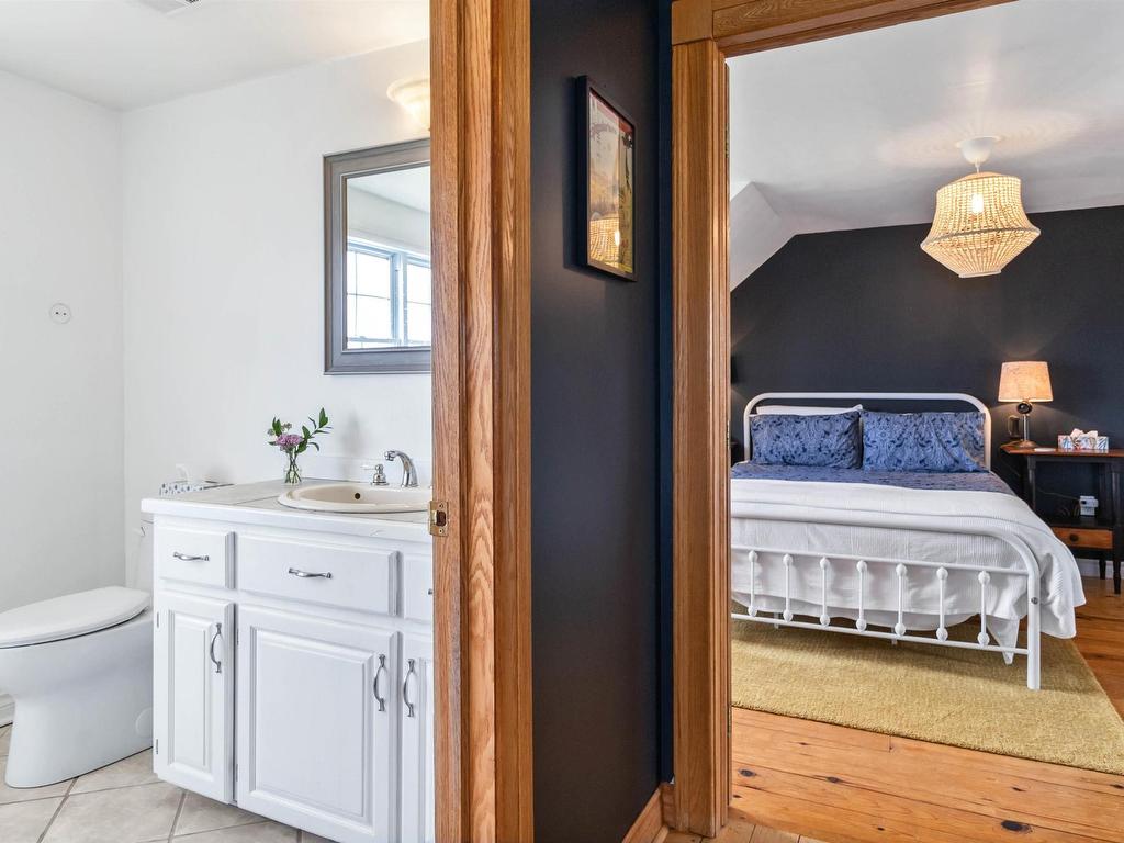 












5157 Shore Road

,
North East Harbour,




NS
B0T 1W0

