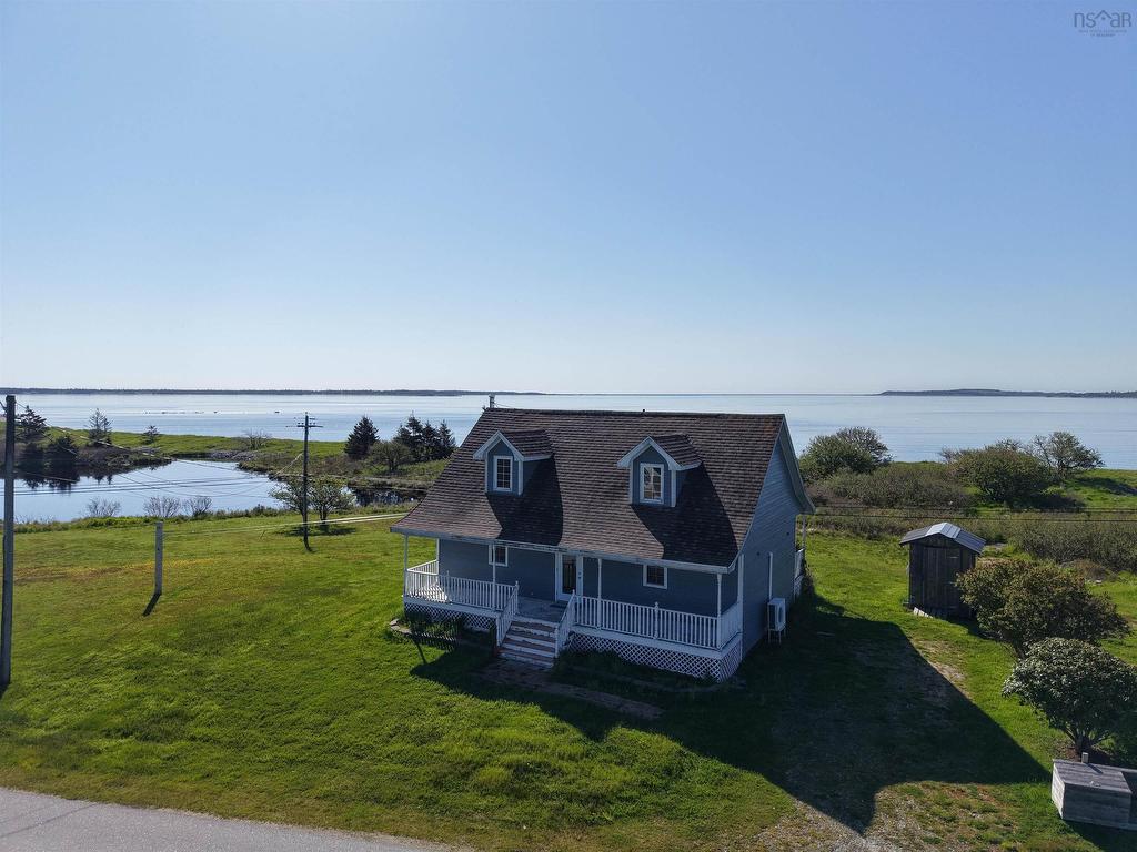 












5157 Shore Road

,
North East Harbour,




NS
B0T 1W0

