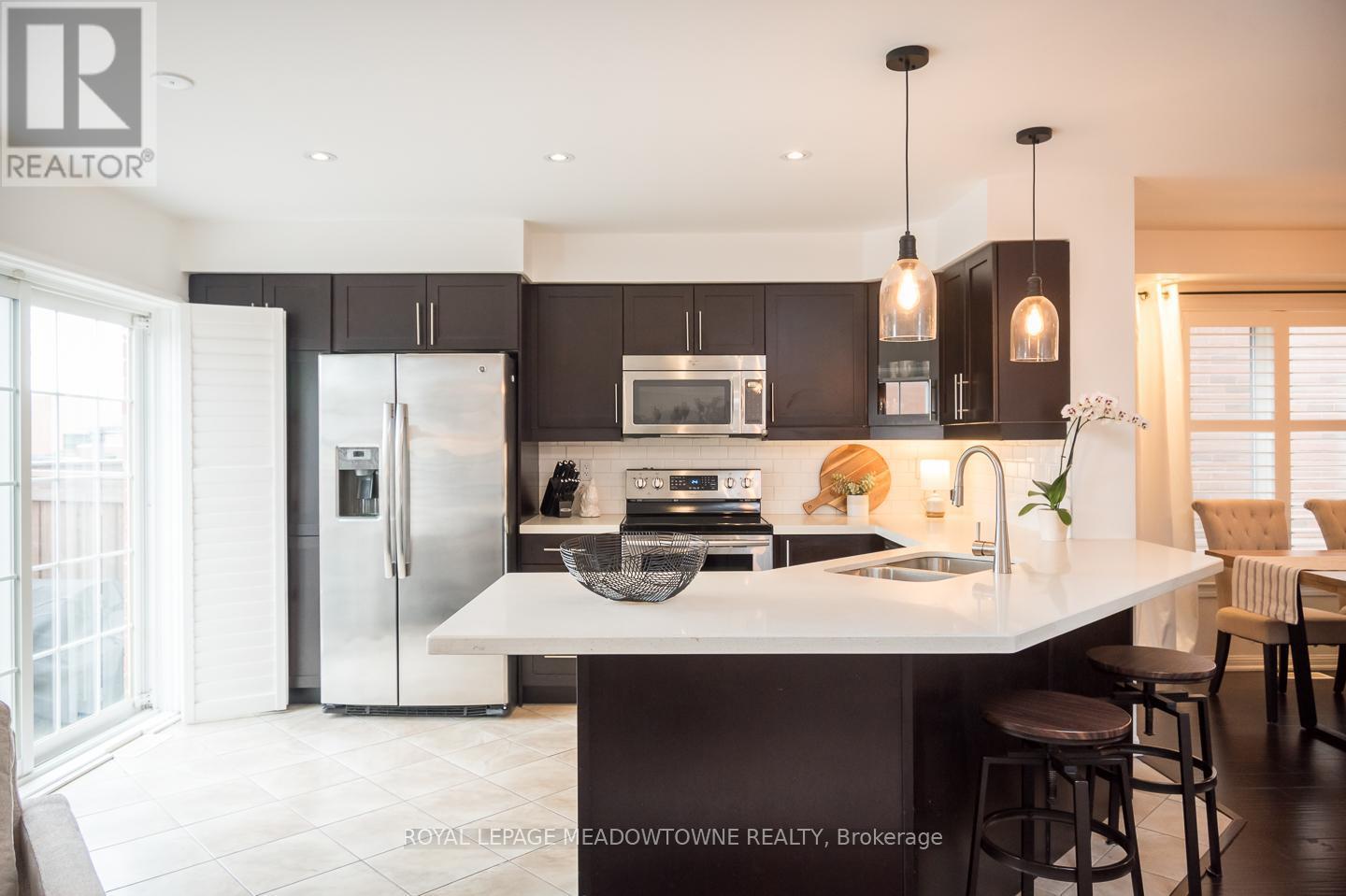 












1065 NADALIN HEIGHTS

,
Milton,




Ontario
L9T8H4


