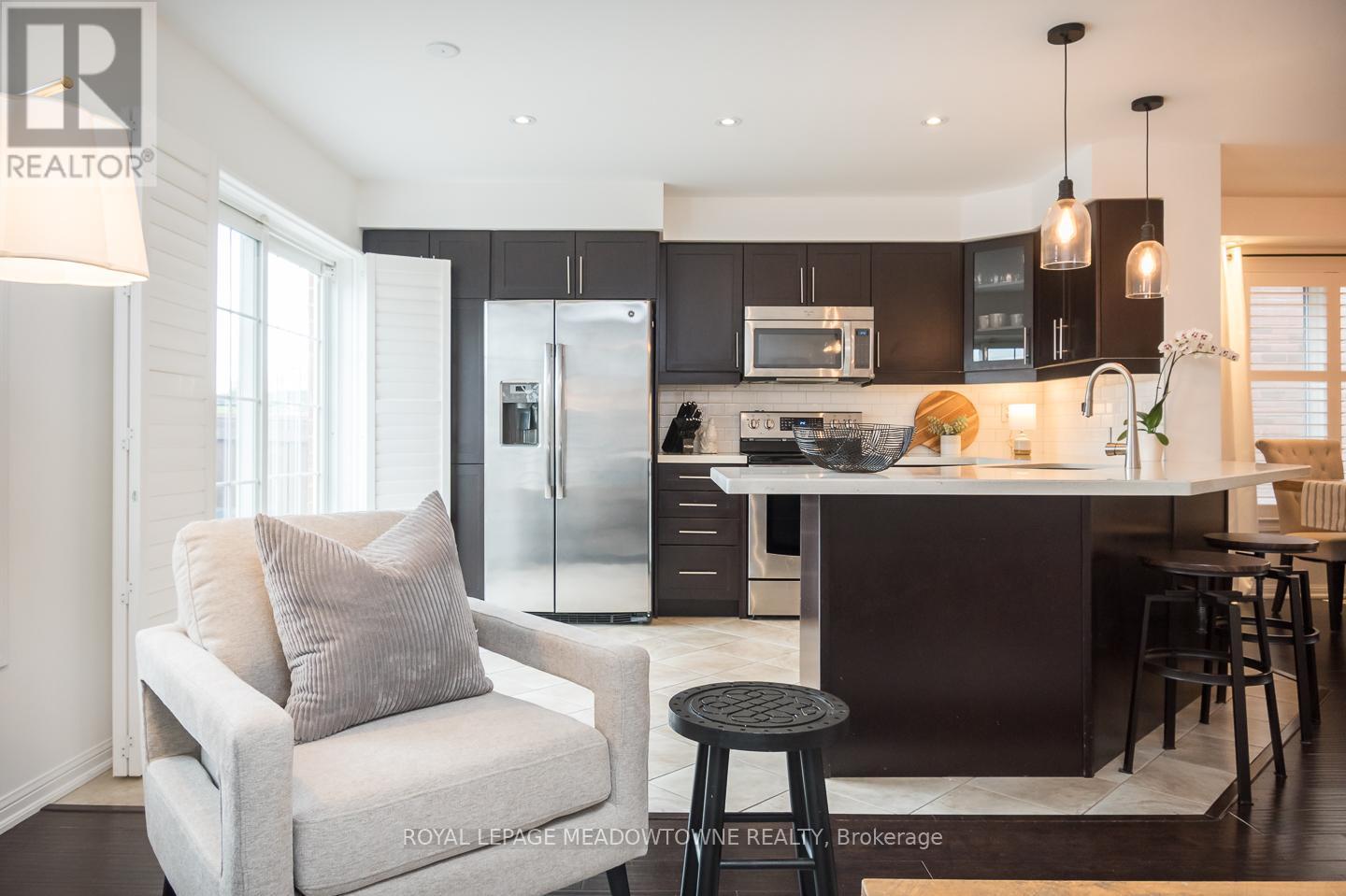












1065 NADALIN HEIGHTS

,
Milton,




Ontario
L9T8H4

