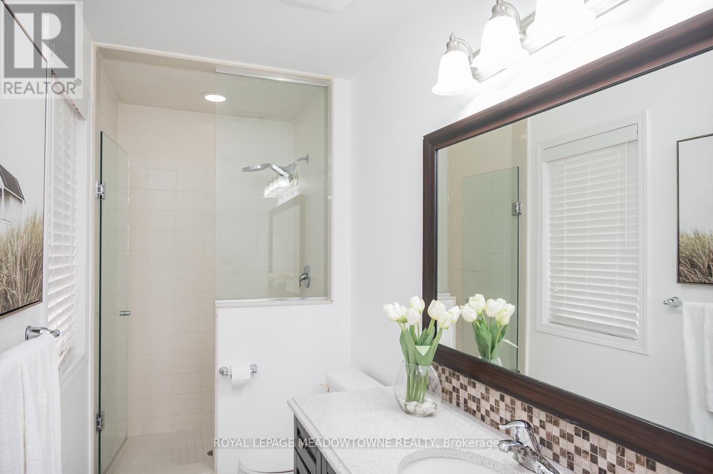 












1065 NADALIN HEIGHTS

,
Milton,




Ontario
L9T8H4

