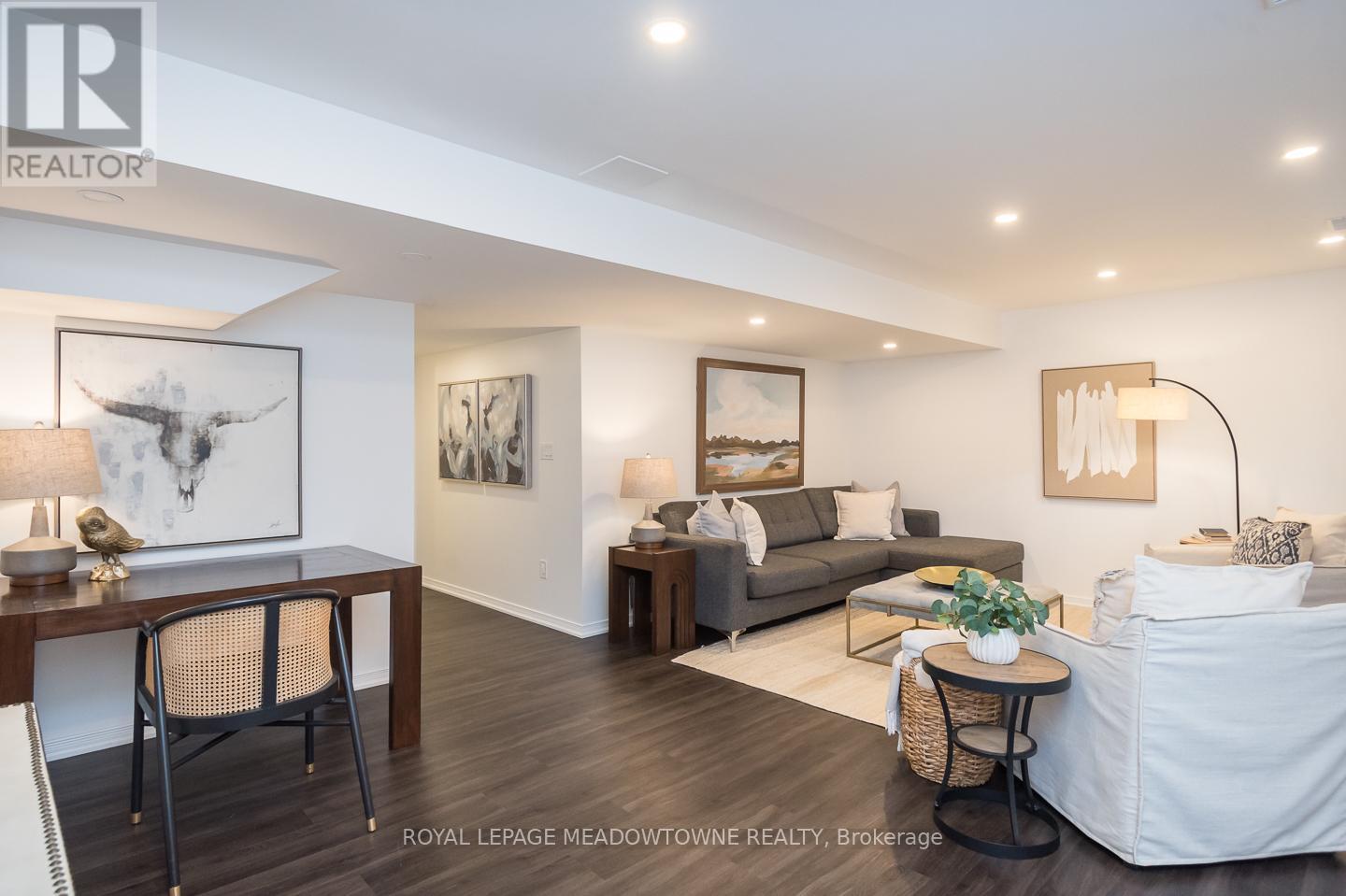












1065 NADALIN HEIGHTS

,
Milton,




Ontario
L9T8H4


