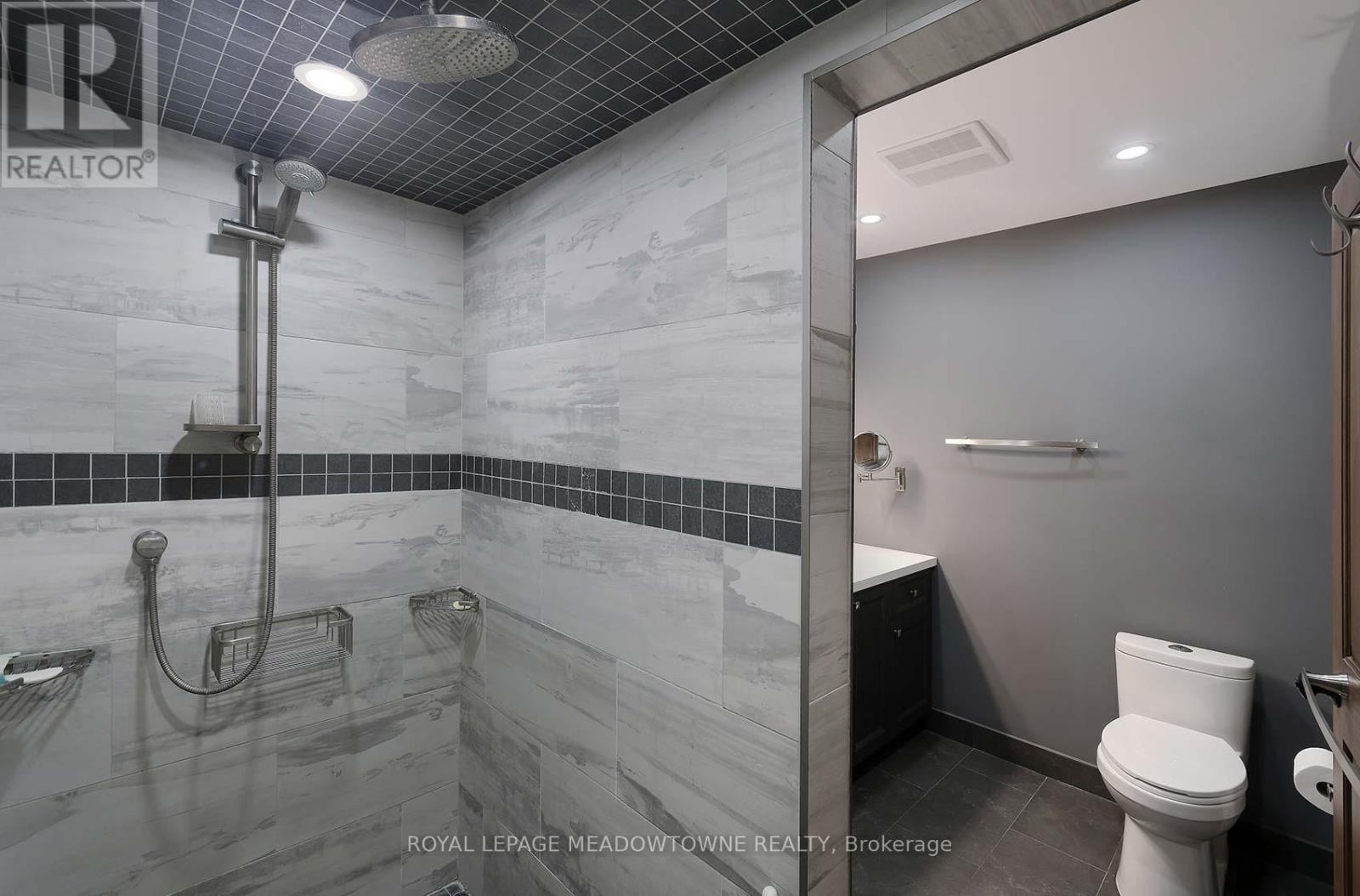 












307 QUEEN STREET S

,
Mississauga,




Ontario
L5M1L9

