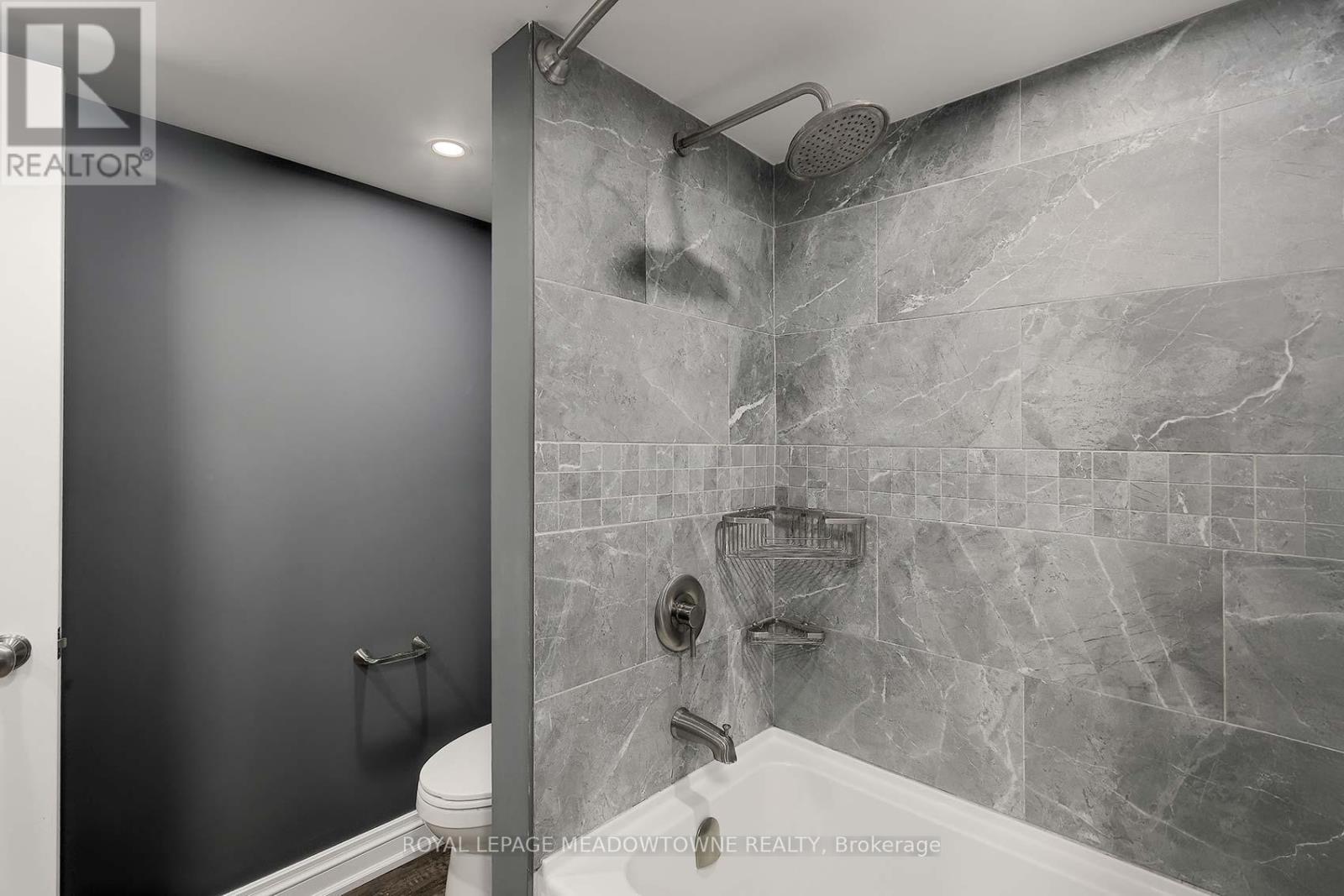












307 QUEEN STREET S

,
Mississauga,




Ontario
L5M1L9

