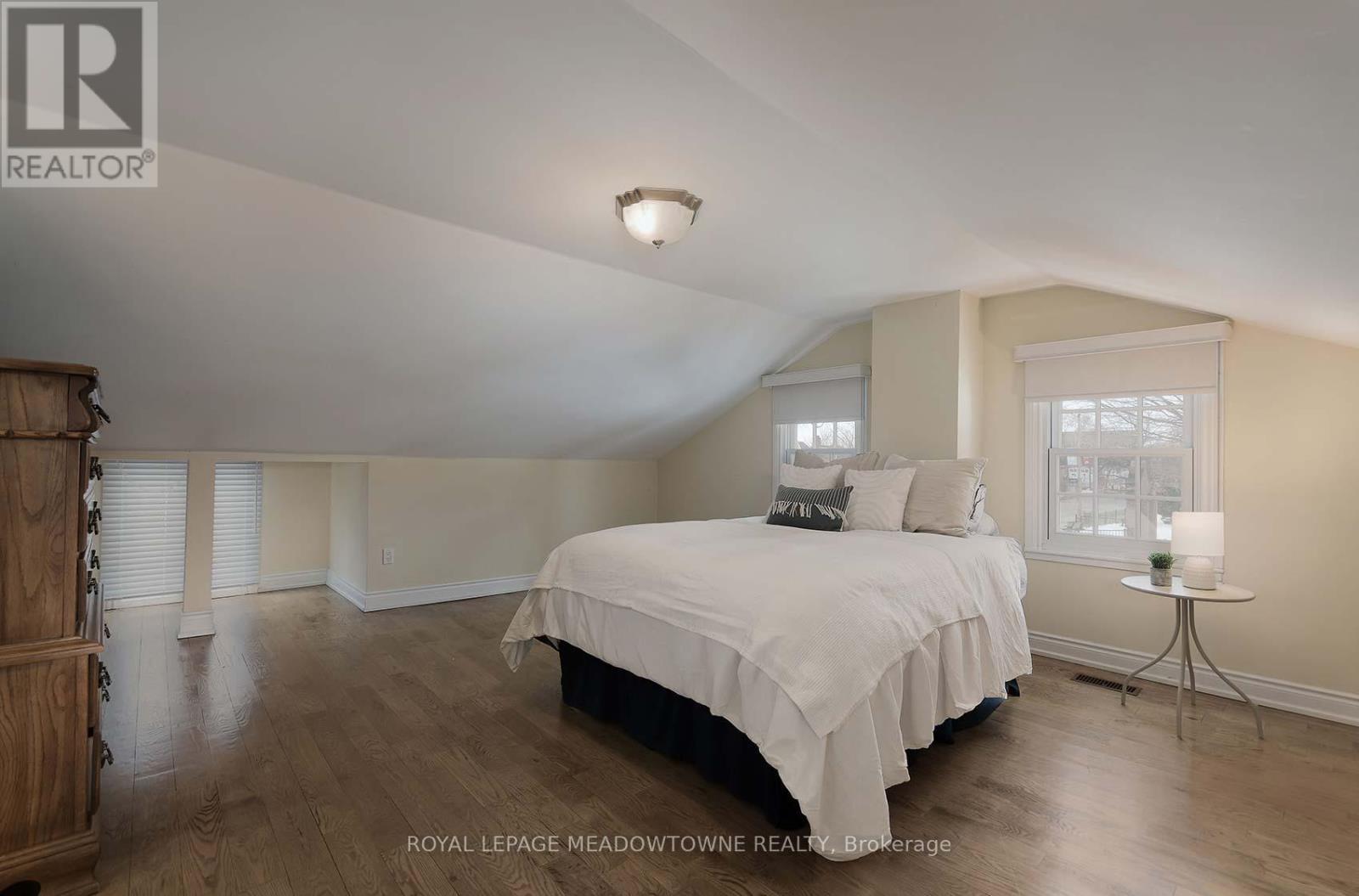 












307 QUEEN STREET S

,
Mississauga,




Ontario
L5M1L9


