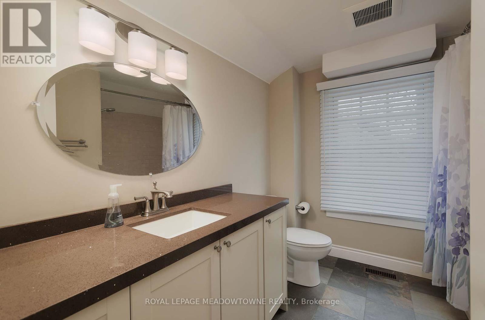 












307 QUEEN STREET S

,
Mississauga,




Ontario
L5M1L9

