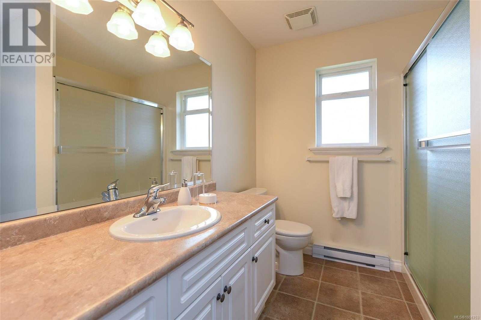 












3285 Eighth St

,
Cumberland,




British Columbia
V0R1S0

