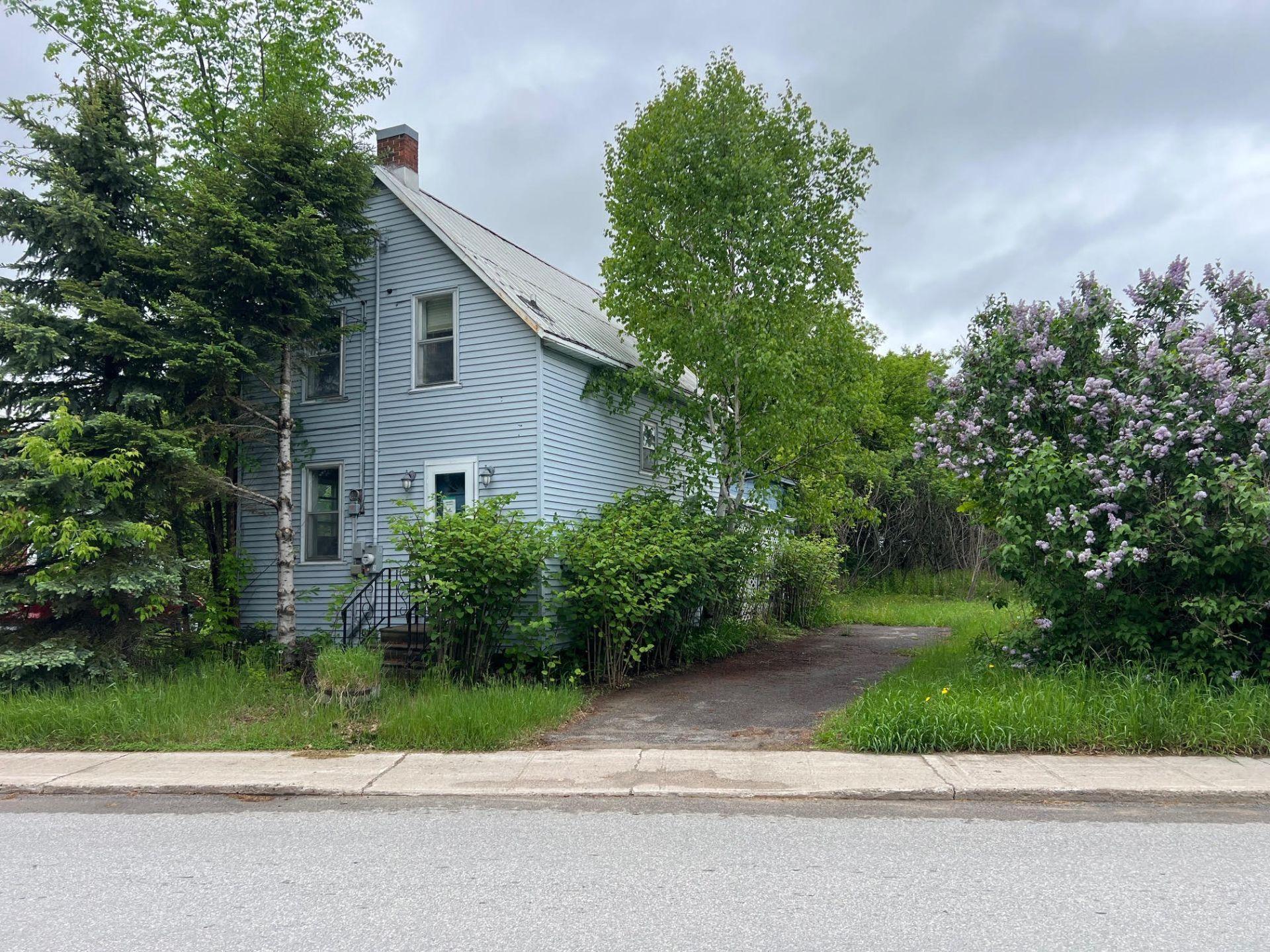 









143


Ch. Calumet

,
Shawville,




QC
J0X2Y0

